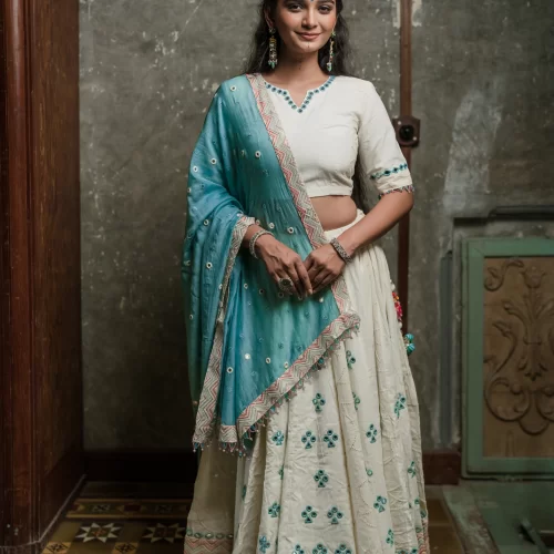 traditional-garba-chaniya-choli-vadodara