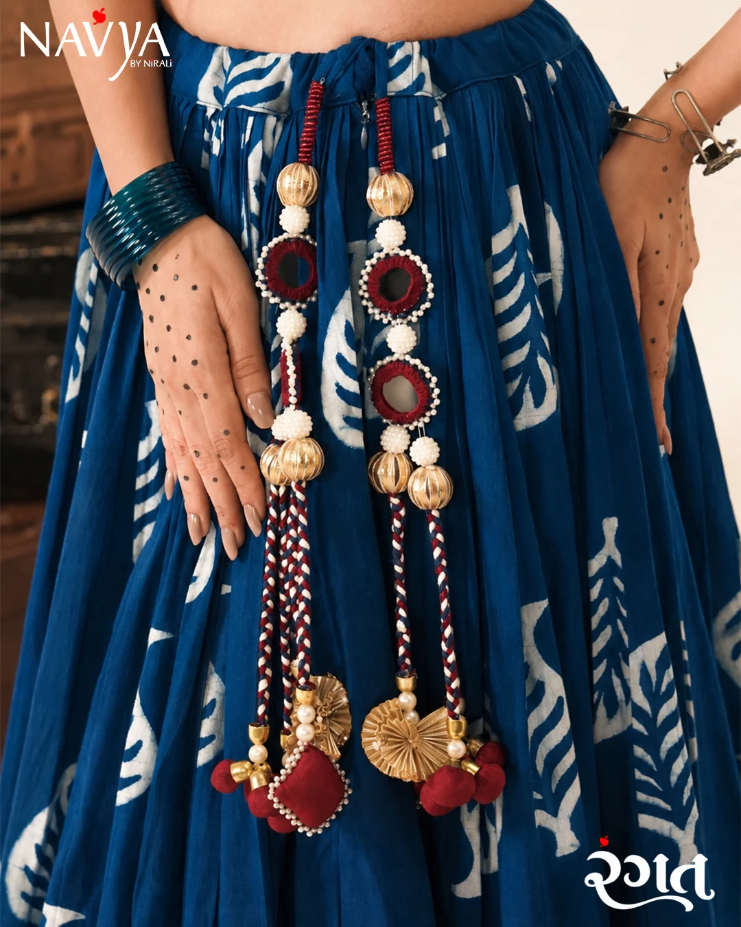Blue Leaf Print Chaniya Choli with Maroon Dupatta - Image 3